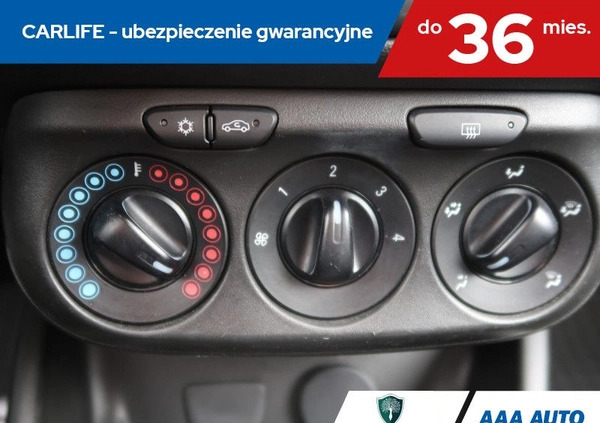 Opel Corsa cena 31000 przebieg: 123543, rok produkcji 2017 z Tarnobrzeg małe 172